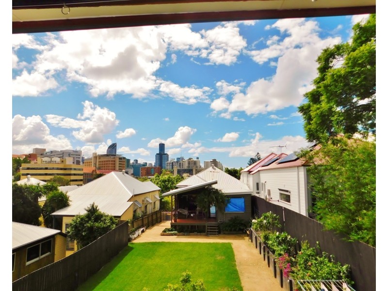 3/18 Lockhart Street, Woolloongabba QLD 4102