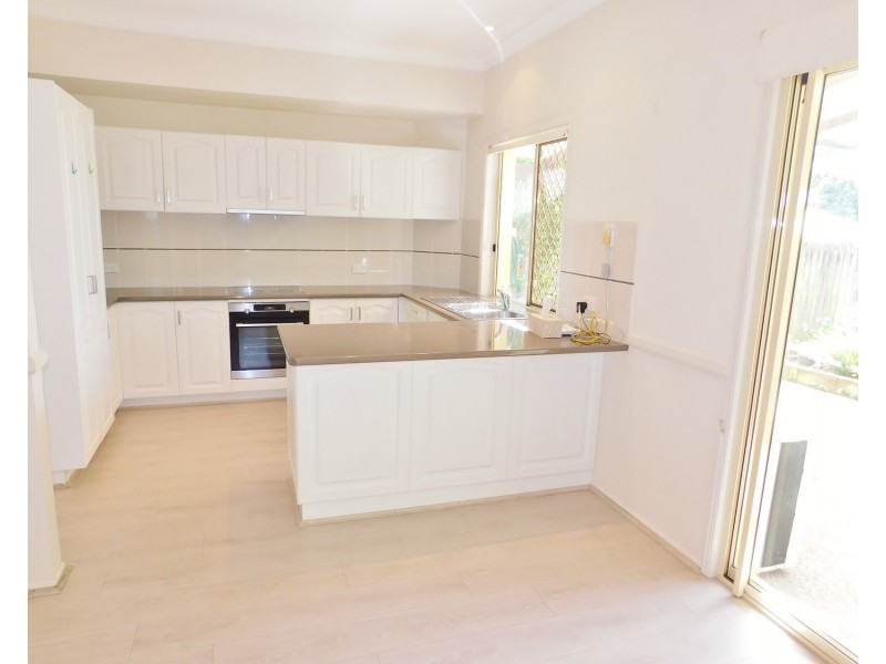 3/18 Lockhart Street, Woolloongabba QLD 4102