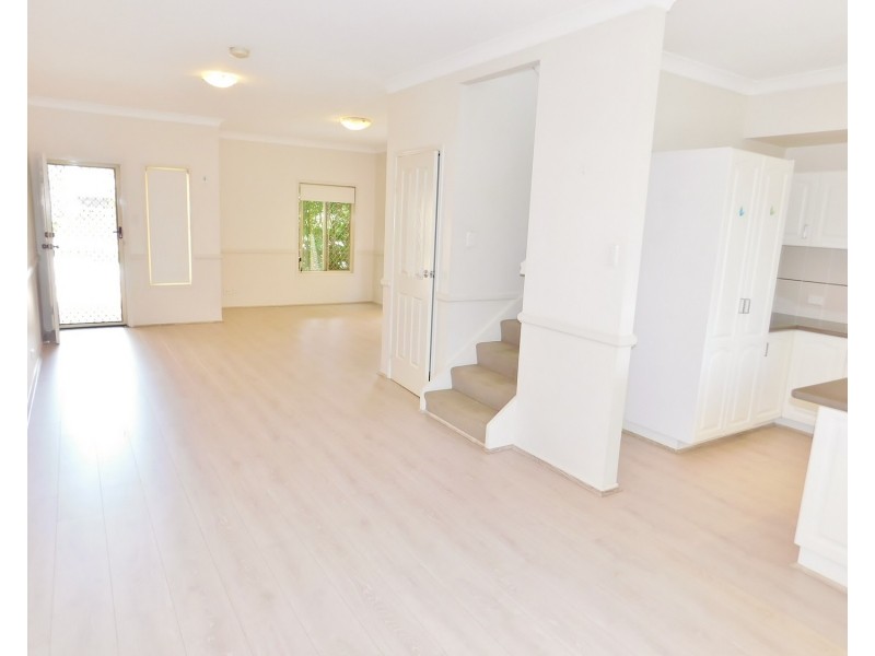 3/18 Lockhart Street, Woolloongabba QLD 4102