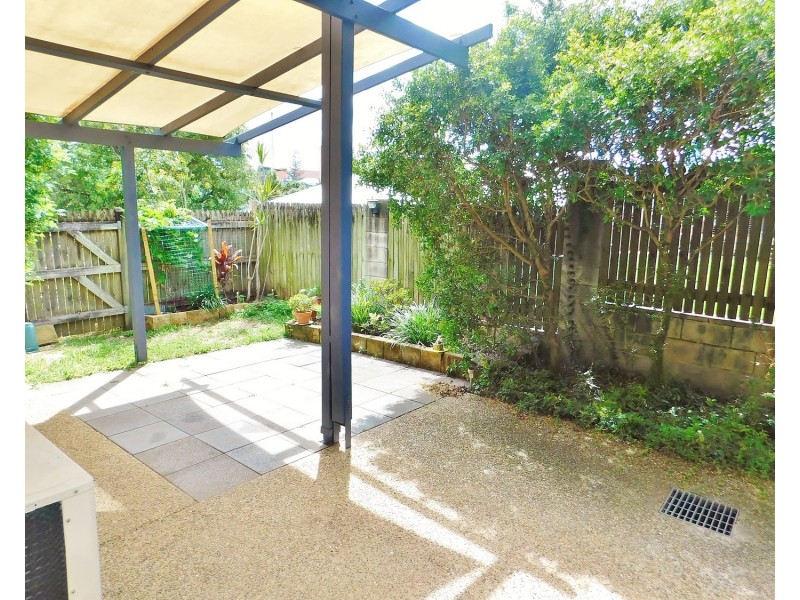 3/18 Lockhart Street, Woolloongabba QLD 4102