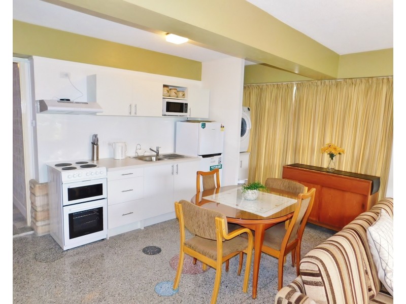 A/230 Beaudesert Road, Moorooka QLD 4105