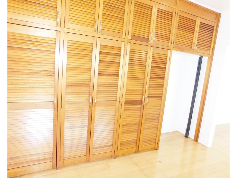 21 Power Street, Norman Park QLD 4170