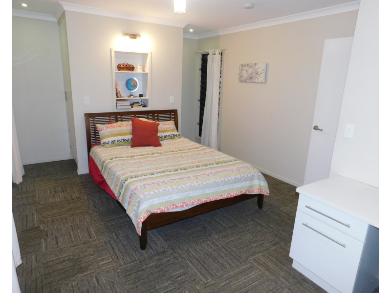 8 Marlton Street, Tarragindi QLD 4121