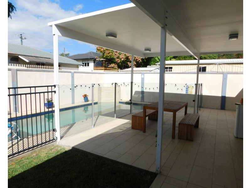 8 Marlton Street, Tarragindi QLD 4121