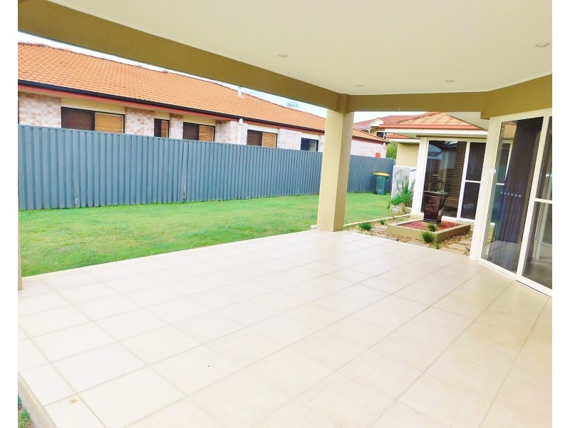 22 Kane Crescent, Mansfield QLD 4122