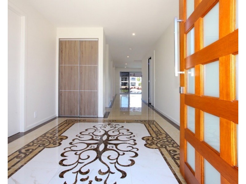 63 Southaven Drive, Helensvale QLD 4212