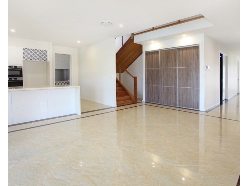 63 Southaven Drive, Helensvale QLD 4212