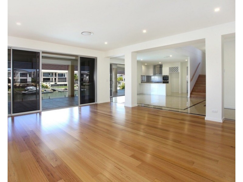 63 Southaven Drive, Helensvale QLD 4212