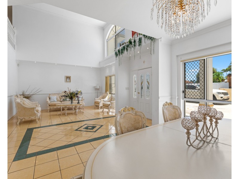 40 Baikal Place, Westlake QLD 4074