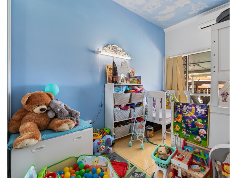 40 Baikal Place, Westlake QLD 4074