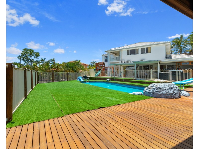 40 Baikal Place, Westlake QLD 4074