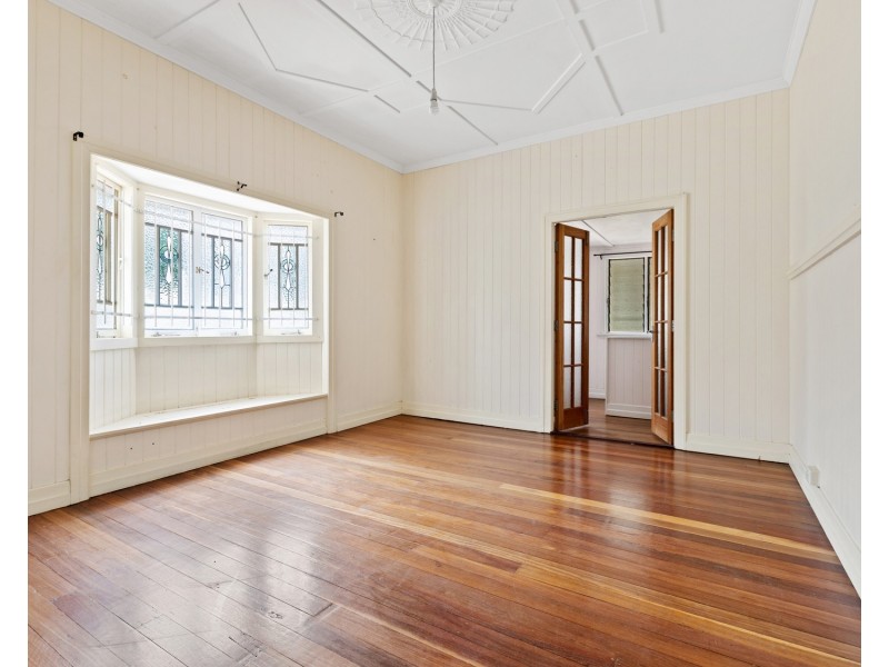 16 Benbow Street, Tarragindi QLD 4121