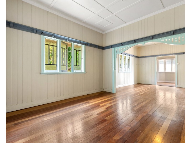 16 Benbow Street, Tarragindi QLD 4121