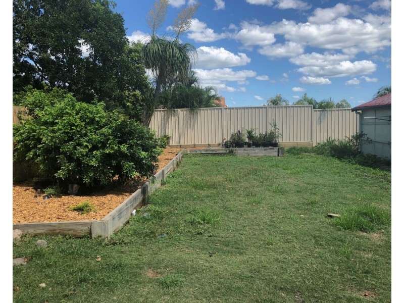 10 Burgess Street, Salisbury QLD 4107