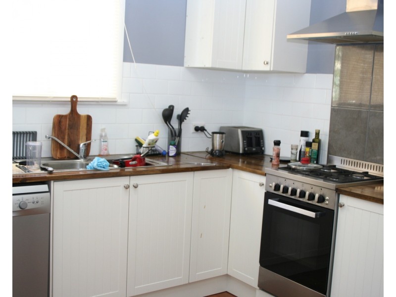 10 Burgess Street, Salisbury QLD 4107