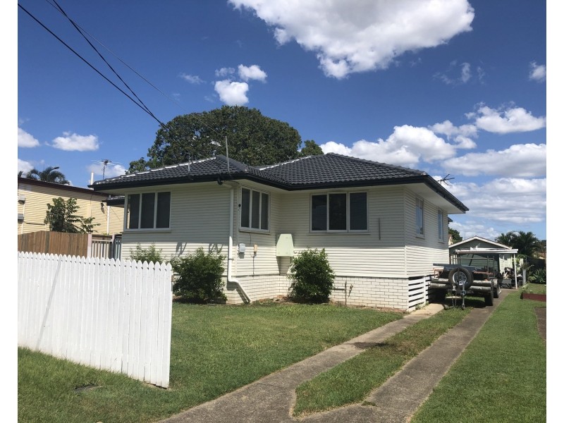 10 Burgess Street, Salisbury QLD 4107