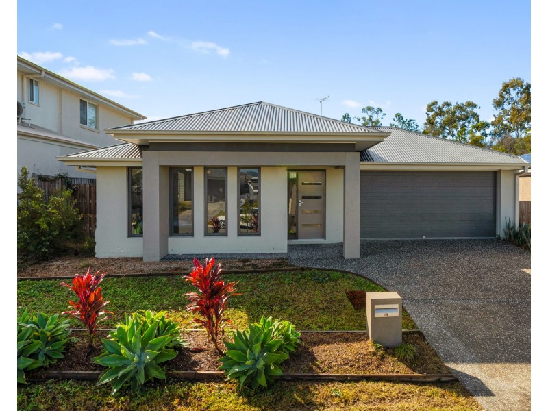19 Mcpherson Crescent, Coomera QLD 4209