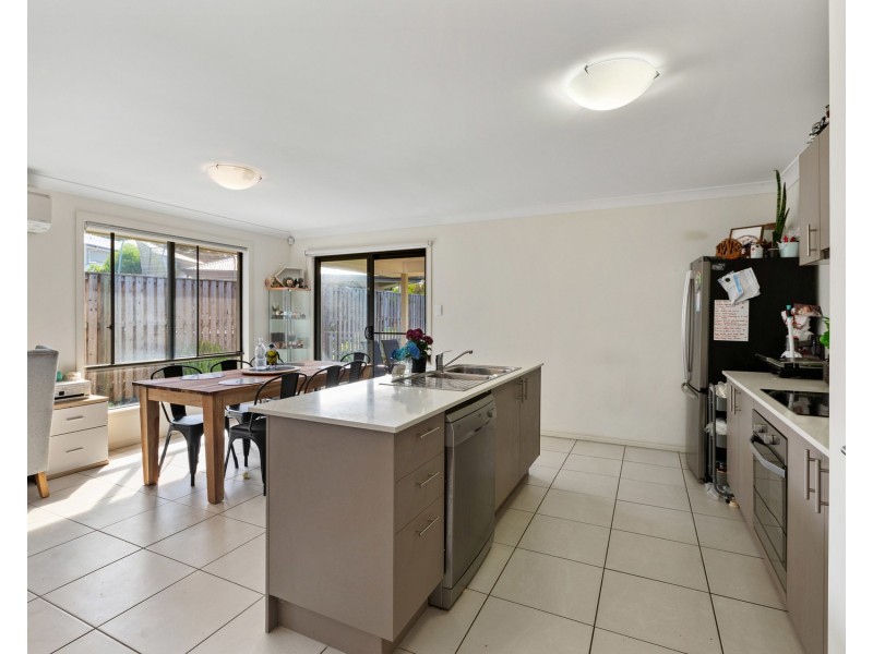 19 Mcpherson Crescent, Coomera QLD 4209