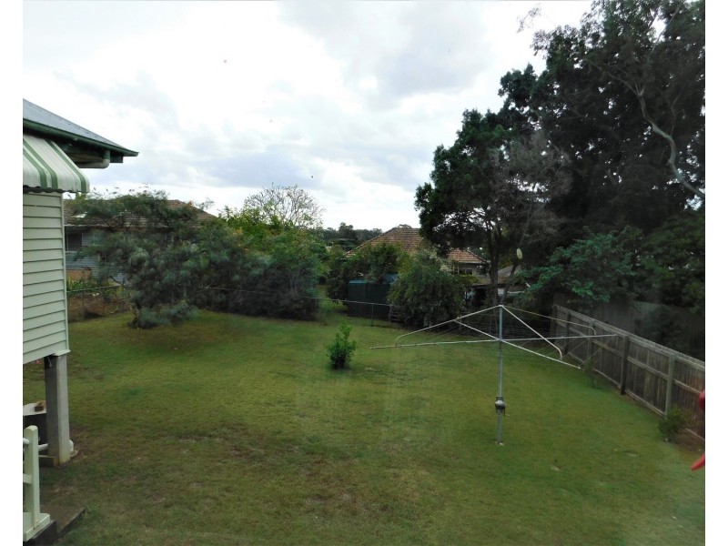 24 Thornycroft Street, Tarragindi QLD 4121