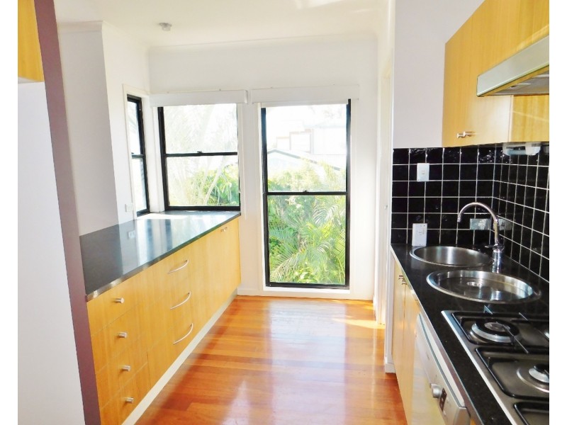 64 Bonneville Street, Holland Park West QLD 4121