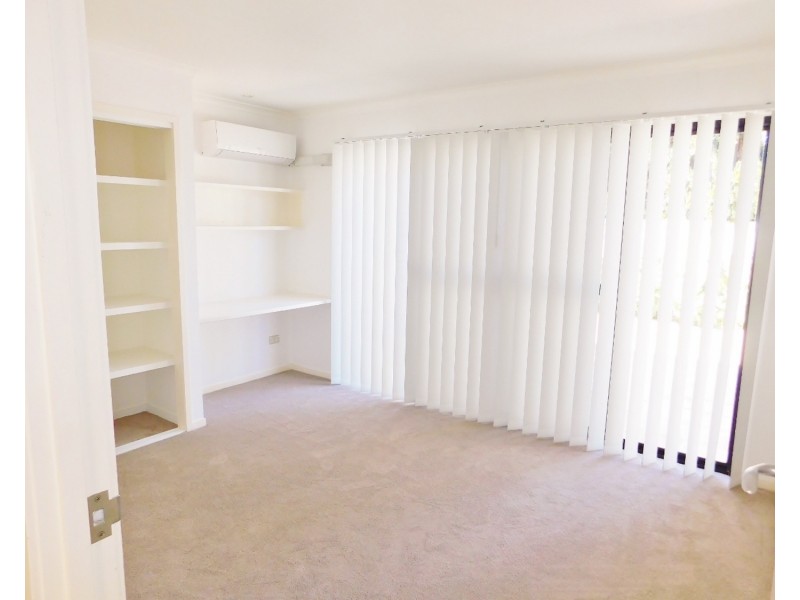 64 Bonneville Street, Holland Park West QLD 4121