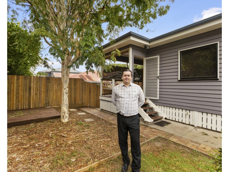 14 Helles Street, Moorooka QLD 4105