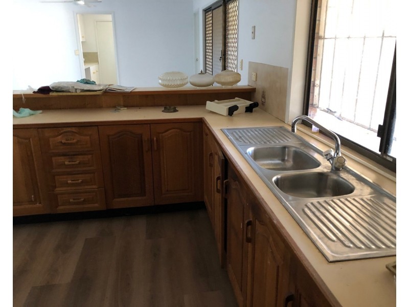 10 Ainslee Court, Mount Warren Park QLD 4207