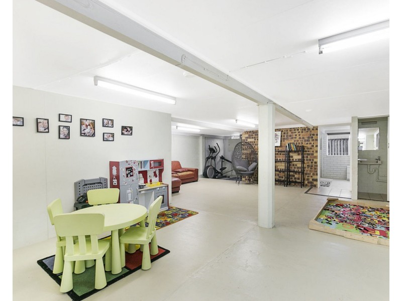 3 Ramsden Street, Carina QLD 4152