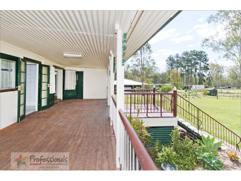 56 Cedar Avenue, Esk QLD 4312