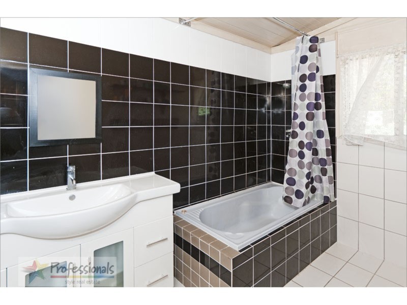 56 Cedar Avenue, Esk QLD 4312