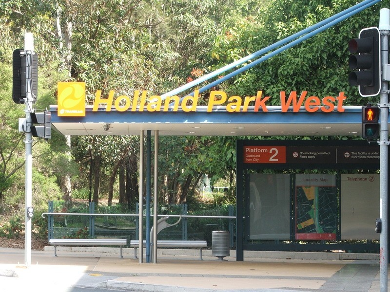 Holland Park West QLD 4121
