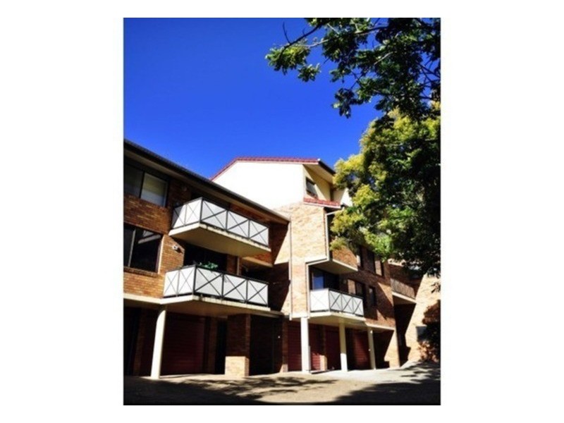 7/9 LAND STREET, Toowong QLD 4066