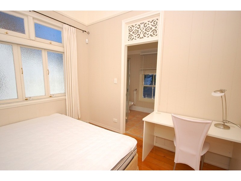 East Brisbane QLD 4169