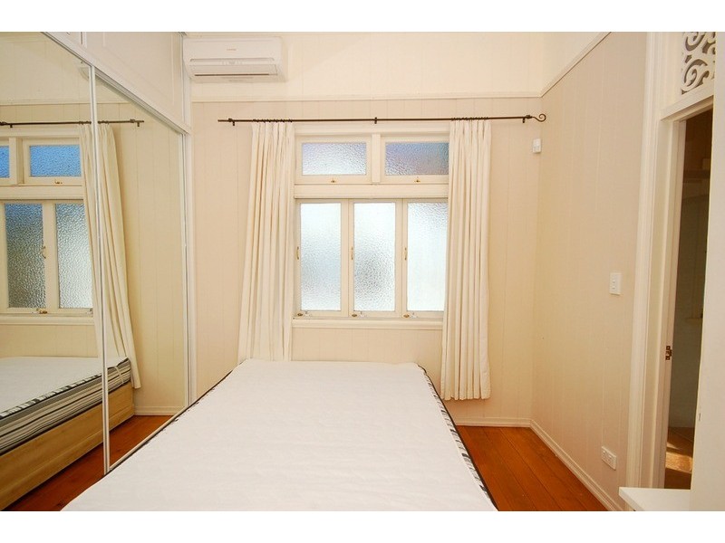 East Brisbane QLD 4169