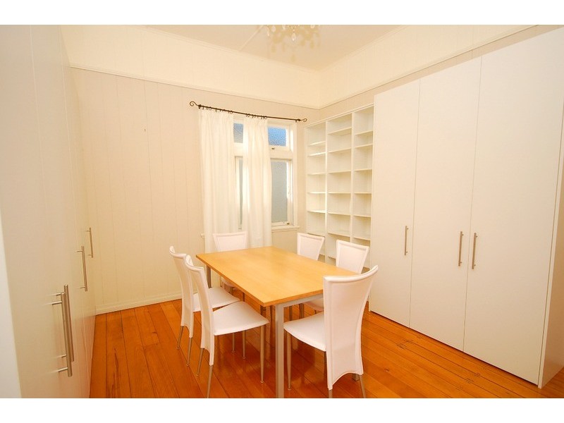 East Brisbane QLD 4169