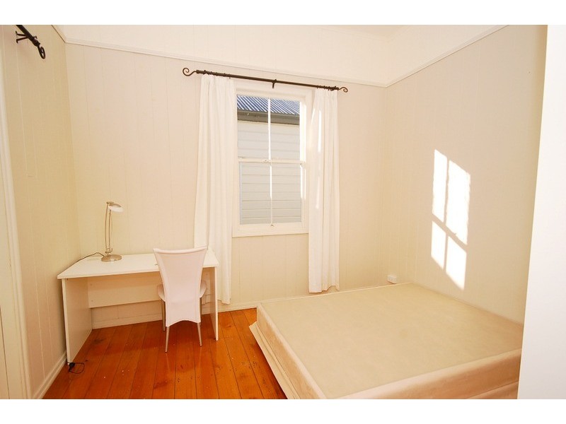 East Brisbane QLD 4169