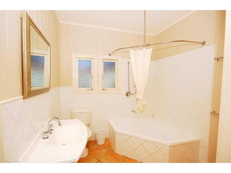 East Brisbane QLD 4169