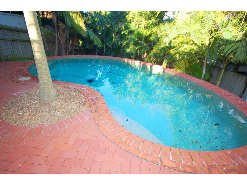 East Brisbane QLD 4169