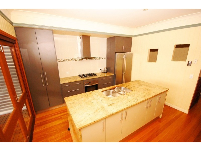 Woolloongabba QLD 4102