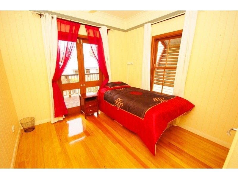 Woolloongabba QLD 4102