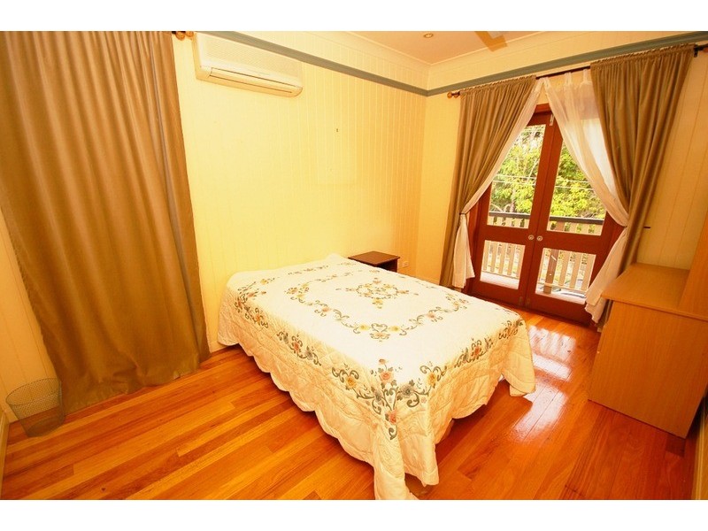 Woolloongabba QLD 4102