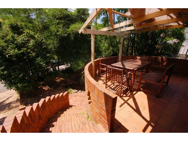 Indooroopilly QLD 4068