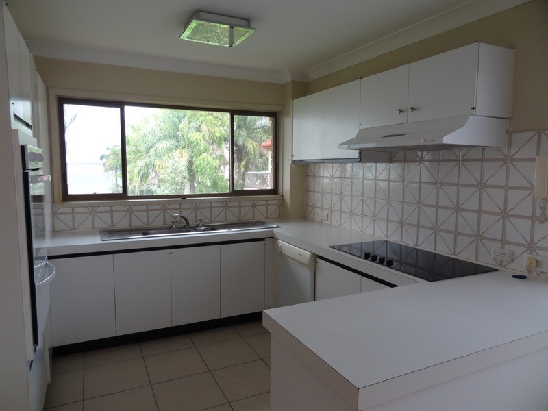 5/27 Labrador Street, Labrador QLD 4215