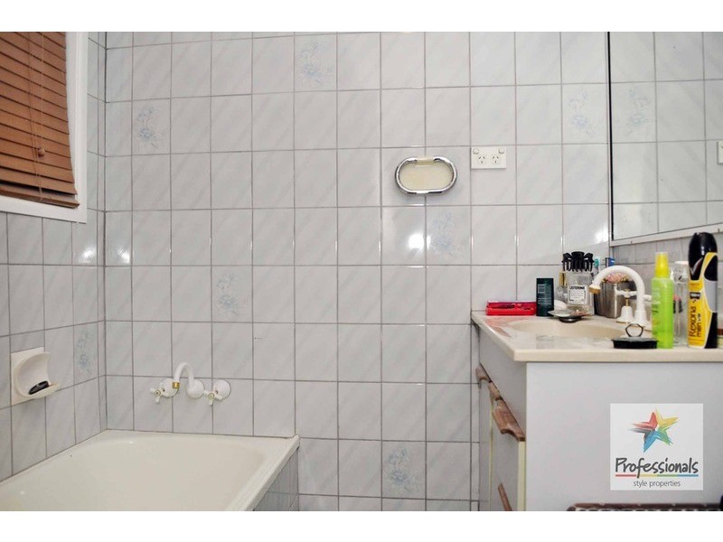 1588 Old Cleveland Road, Belmont QLD 4153