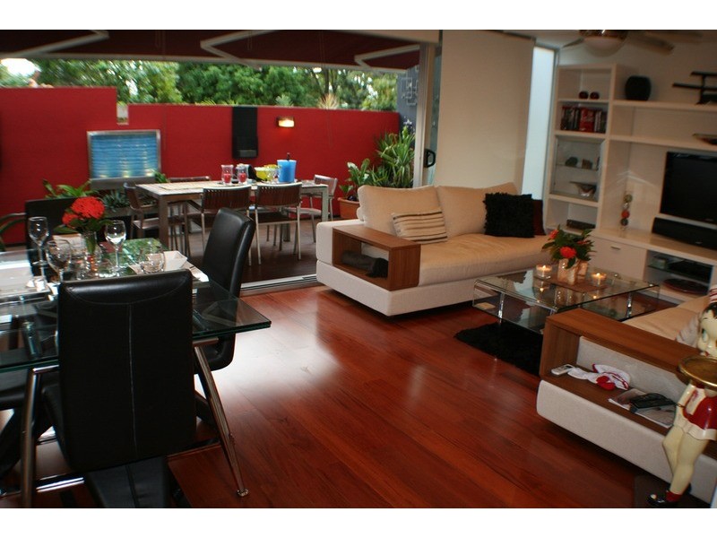 3/32 Middle Street, Highgate Hill QLD 4101