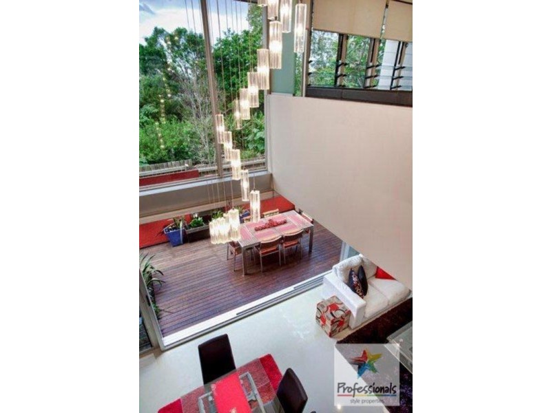 3/32 Middle Street, Highgate Hill QLD 4101