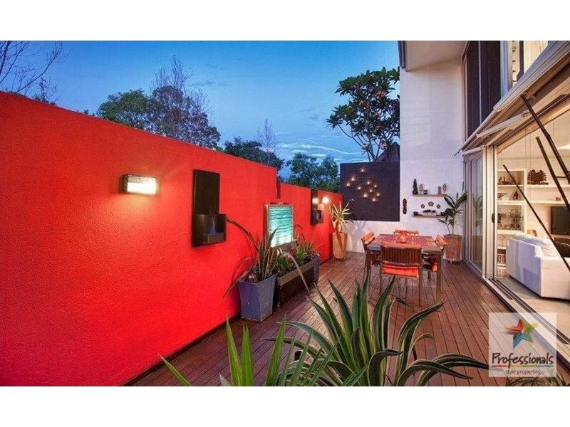 3/32 Middle Street, Highgate Hill QLD 4101