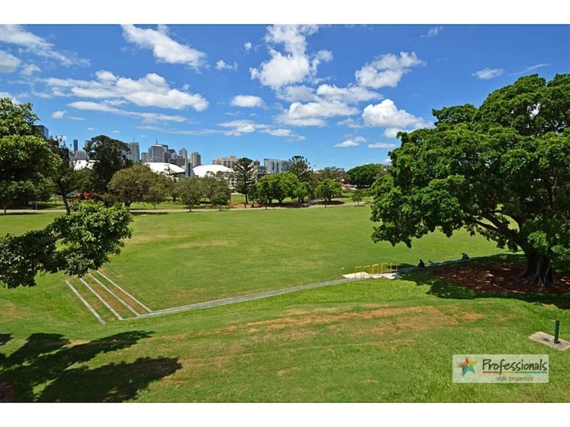 14/23 Edmondstone Street, South Brisbane QLD 4101