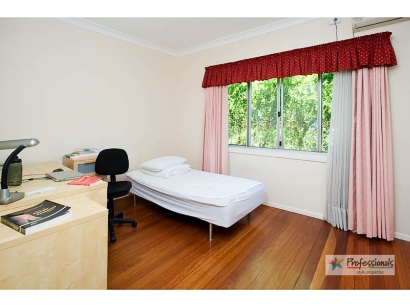 65 Anglesey Street, Kangaroo Point QLD 4169