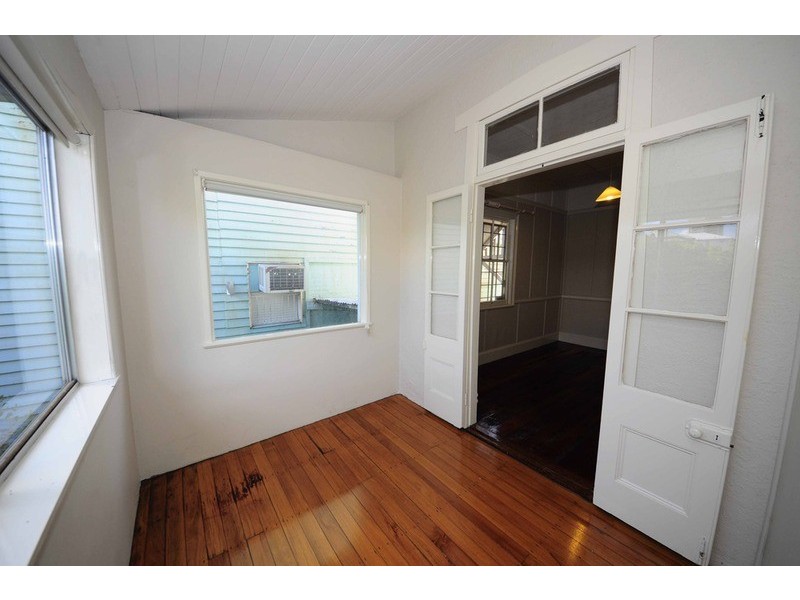 4 Dorchester Street, South Brisbane QLD 4101